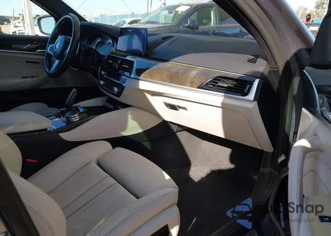 2019 BMW 540I from USA, damaged, VIN WBAJE5C53KWW31896